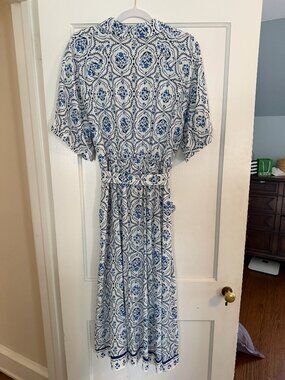 H&M Tie-belt Shirt Dress in Blue & White Size L